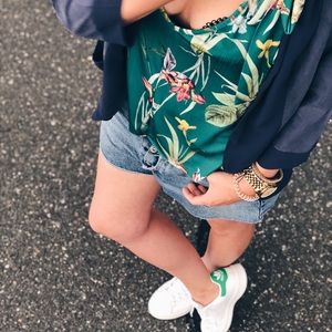 Floral top